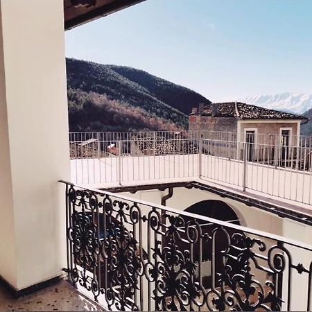Piazzetta Del Forno Grazioso Bilocale Ad Асерджи Екстериор снимка