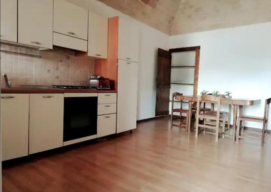 Piazzetta Del Forno Grazioso Bilocale Ad Асерджи Екстериор снимка