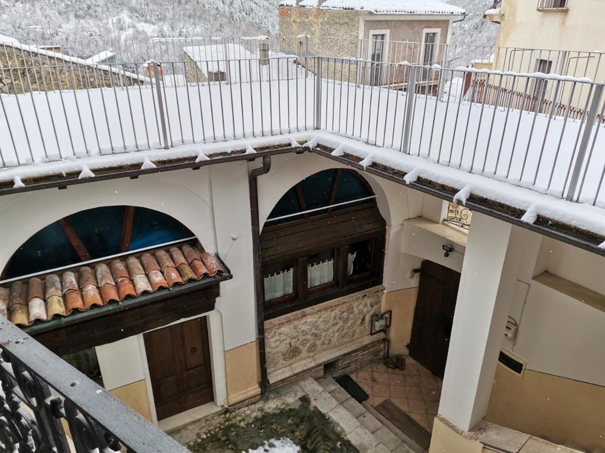 Piazzetta Del Forno Grazioso Bilocale Ad Асерджи Екстериор снимка
